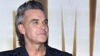 Robbie Williams repousse la sortie de son album