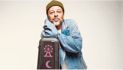 Christophe Maé chante l'amour maternel dans "La lune"